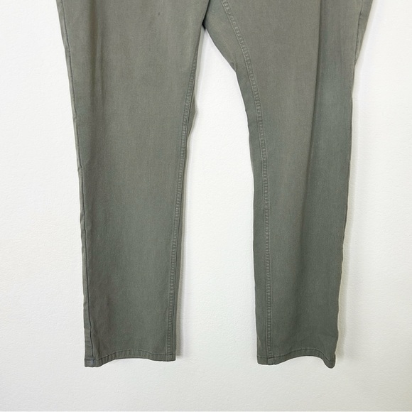 Mugsy Olives Pants Chino Cotton Twill Casual Classic Streetwear Travel Green 42 - Picture 4 of 14